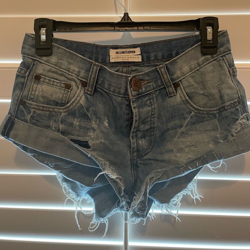 One teaspoon shorts